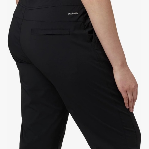 NWOT Columbia BLACK Capris StretchyDesign
PERFECT CONDITION-Never worn (too big) - Picture 3 of 10